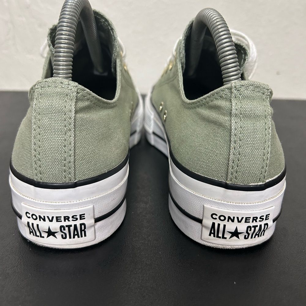 Converse Chuck Taylor’s platform, Olive colored women’s shoes size 8 - Picture 5 of 6